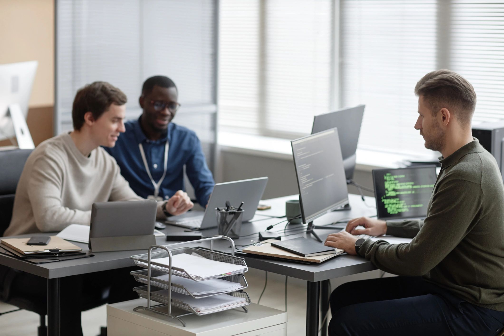Modern office workspace suitable for commercial cleaning services